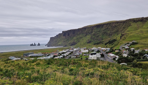 Islanda – Vík í Mýrdal e Reyniskirkja